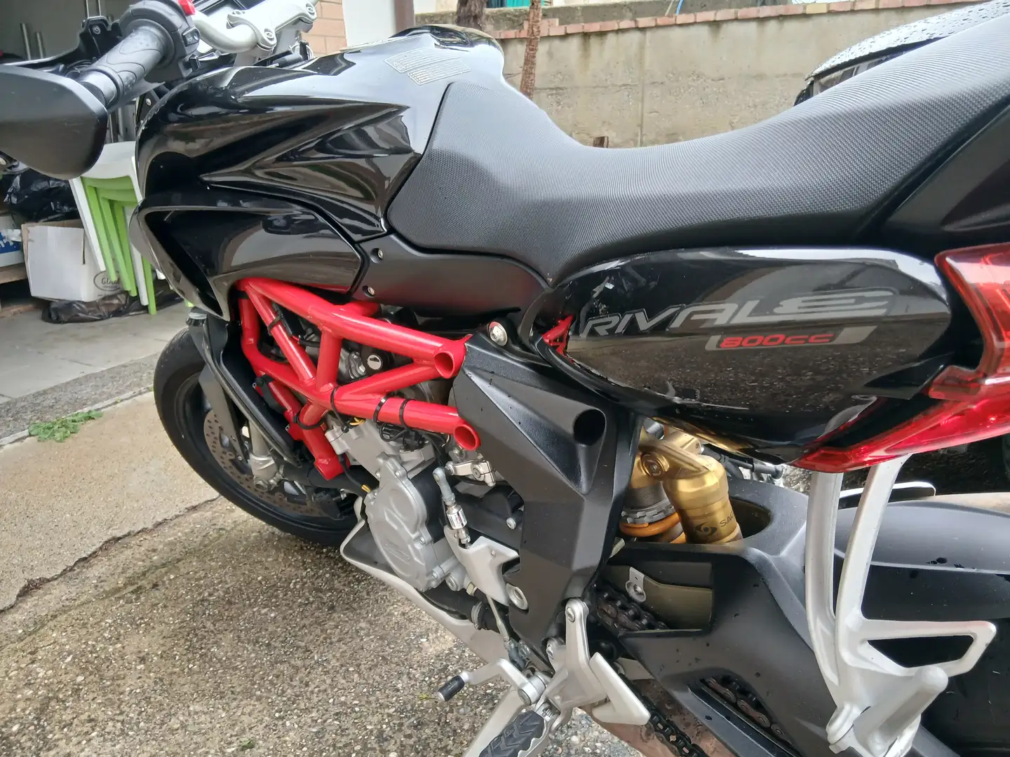 MV Agusta Rivale 800 Negro - 1