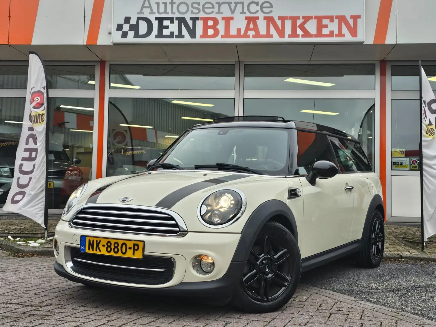 MINI Cooper Clubman Mini 1.6 Chili BJ.2014 / Panodak / Navi / Xenon / Alb - 1