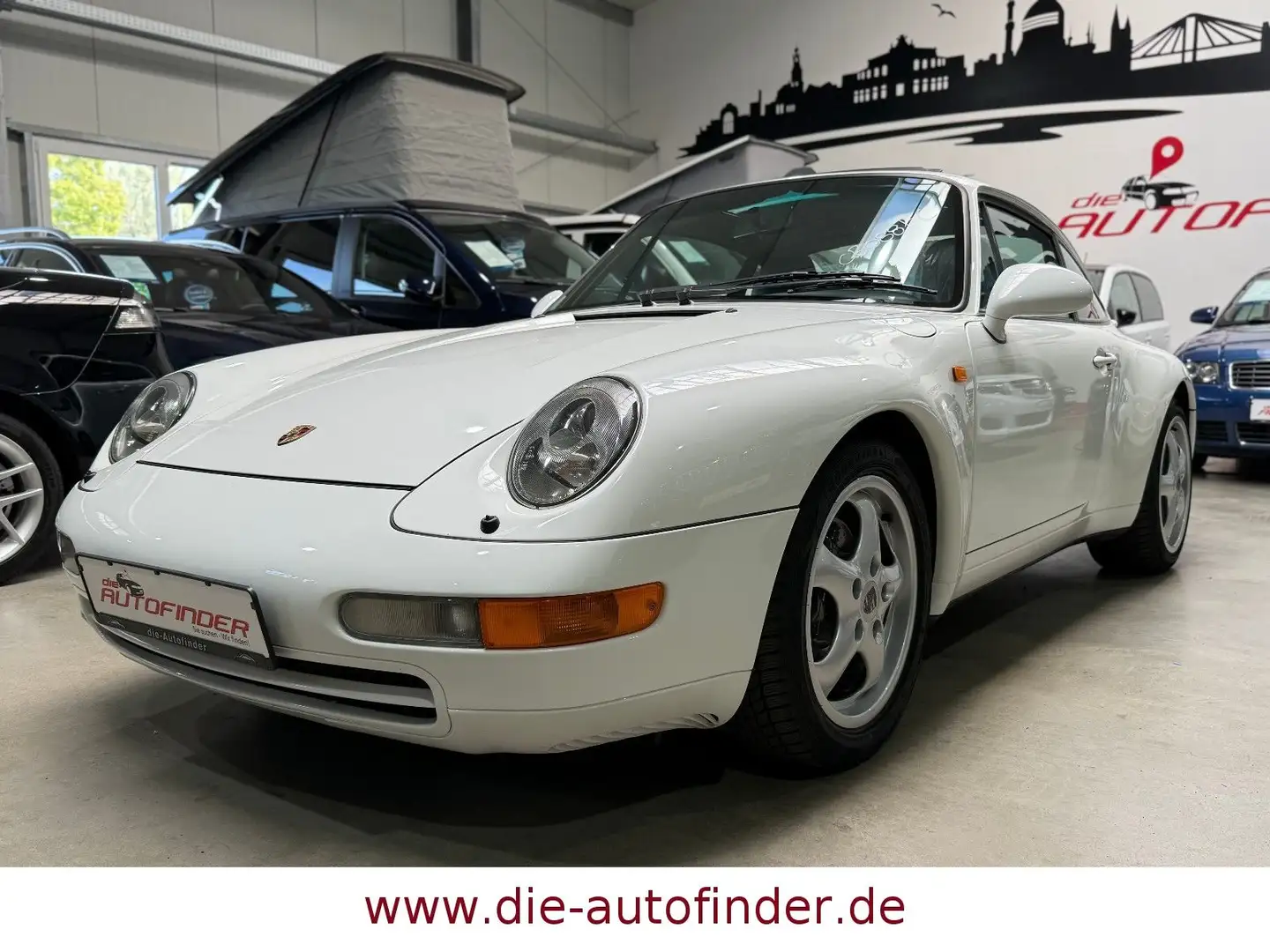 Porsche 993 Carrera C2 Coupé Schalter SSD,GrandPrix weiß Bílá - 1