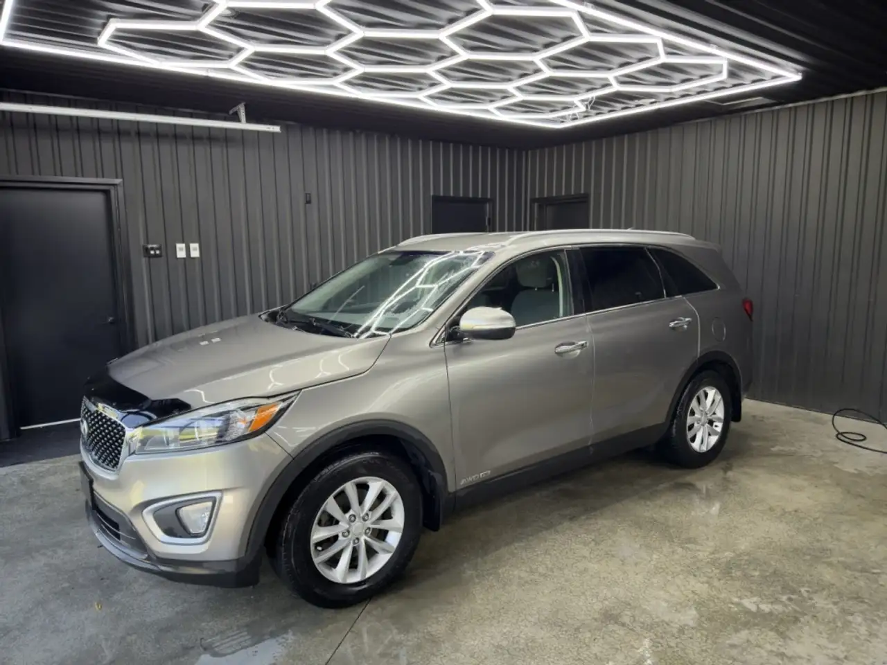 Kia Sorento photo Kia Sorento