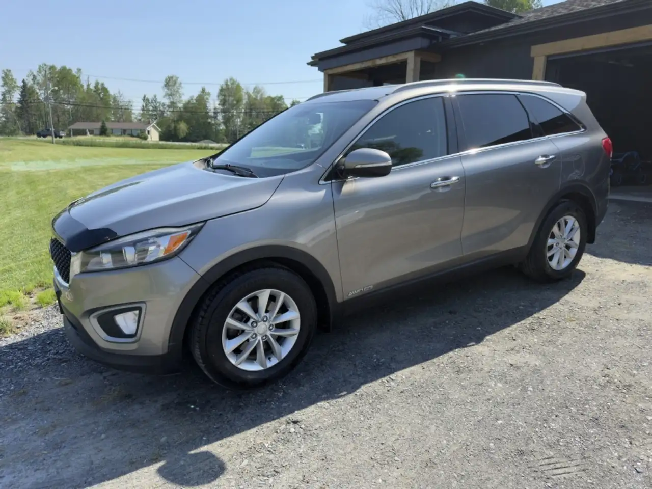 Kia Sorento photo Kia Sorento