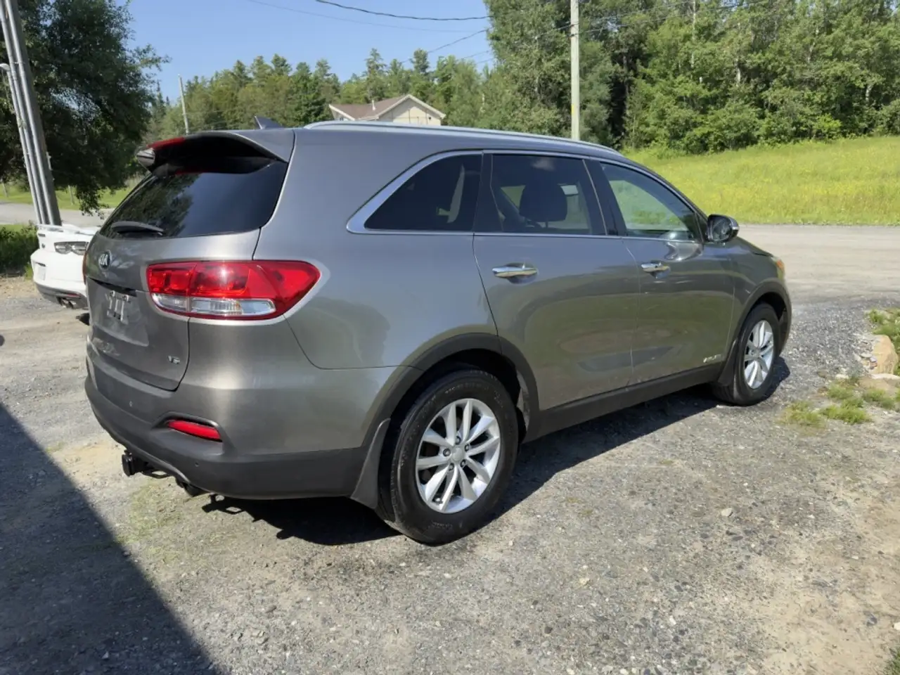 Kia Sorento photo Kia Sorento
