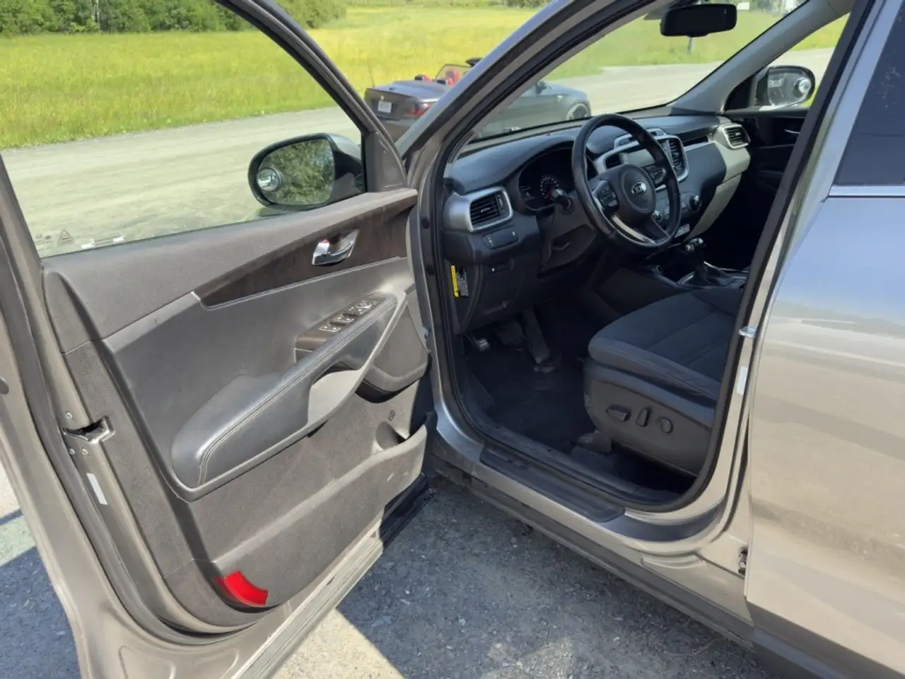 Kia Sorento photo Kia Sorento