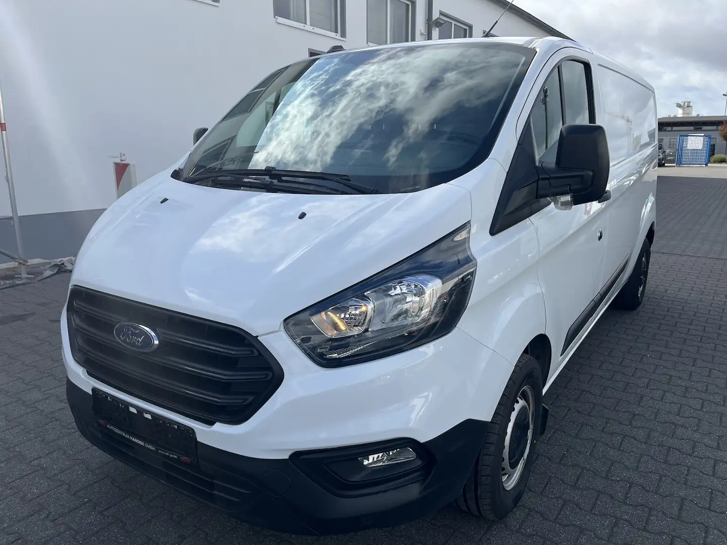 Ford Transit Custom Kasten L2H1 Trend 2.0 Diesel,EU6 Weiß - 1