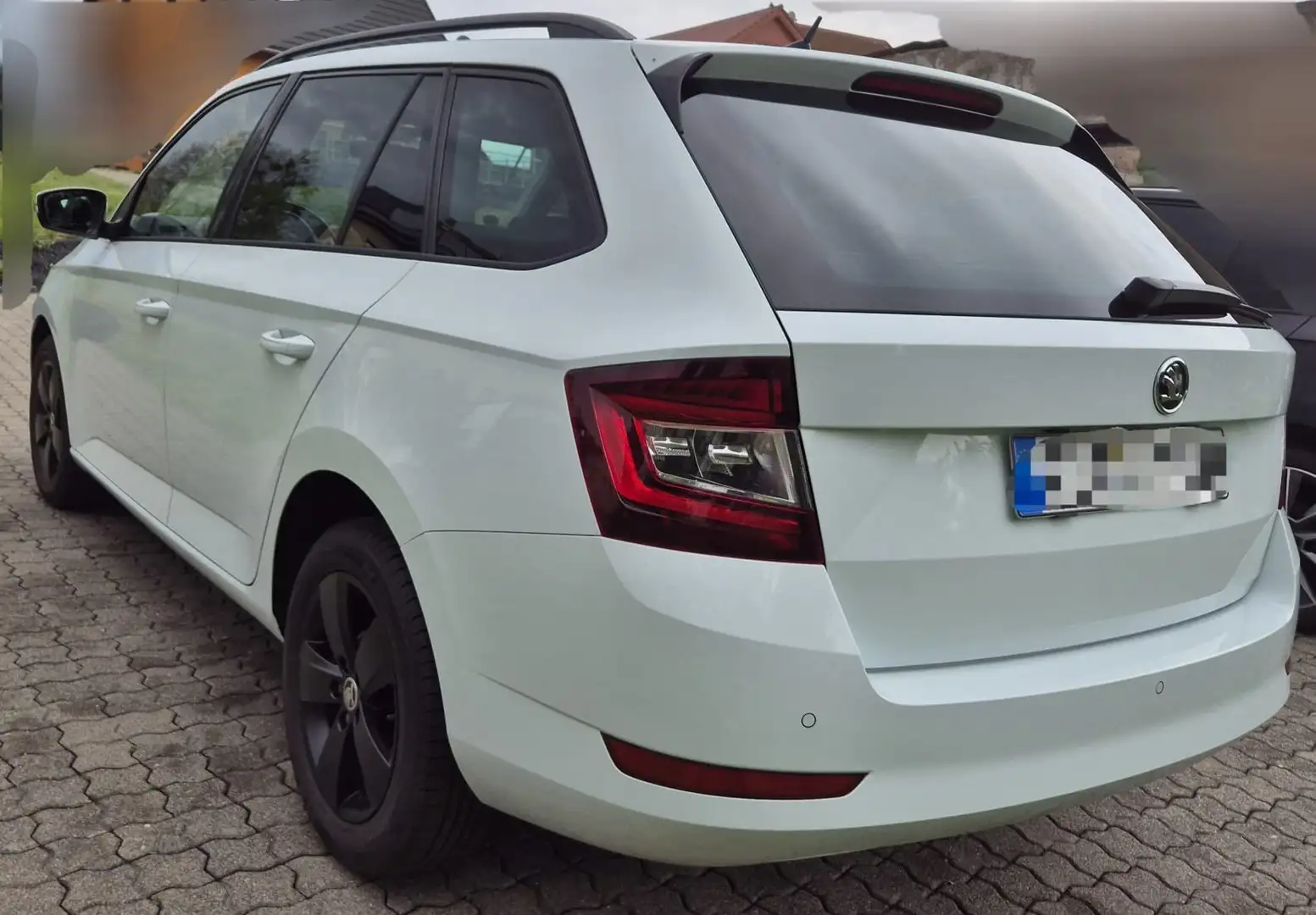 Skoda Fabia Kombi 1.0 Tsi Soleil Biały - 2