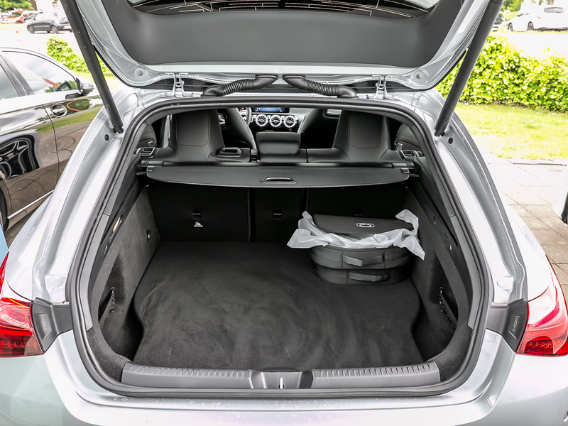 Mercedes-Benz CLA 250 e AMG Premium PLUS AHK — photo 10