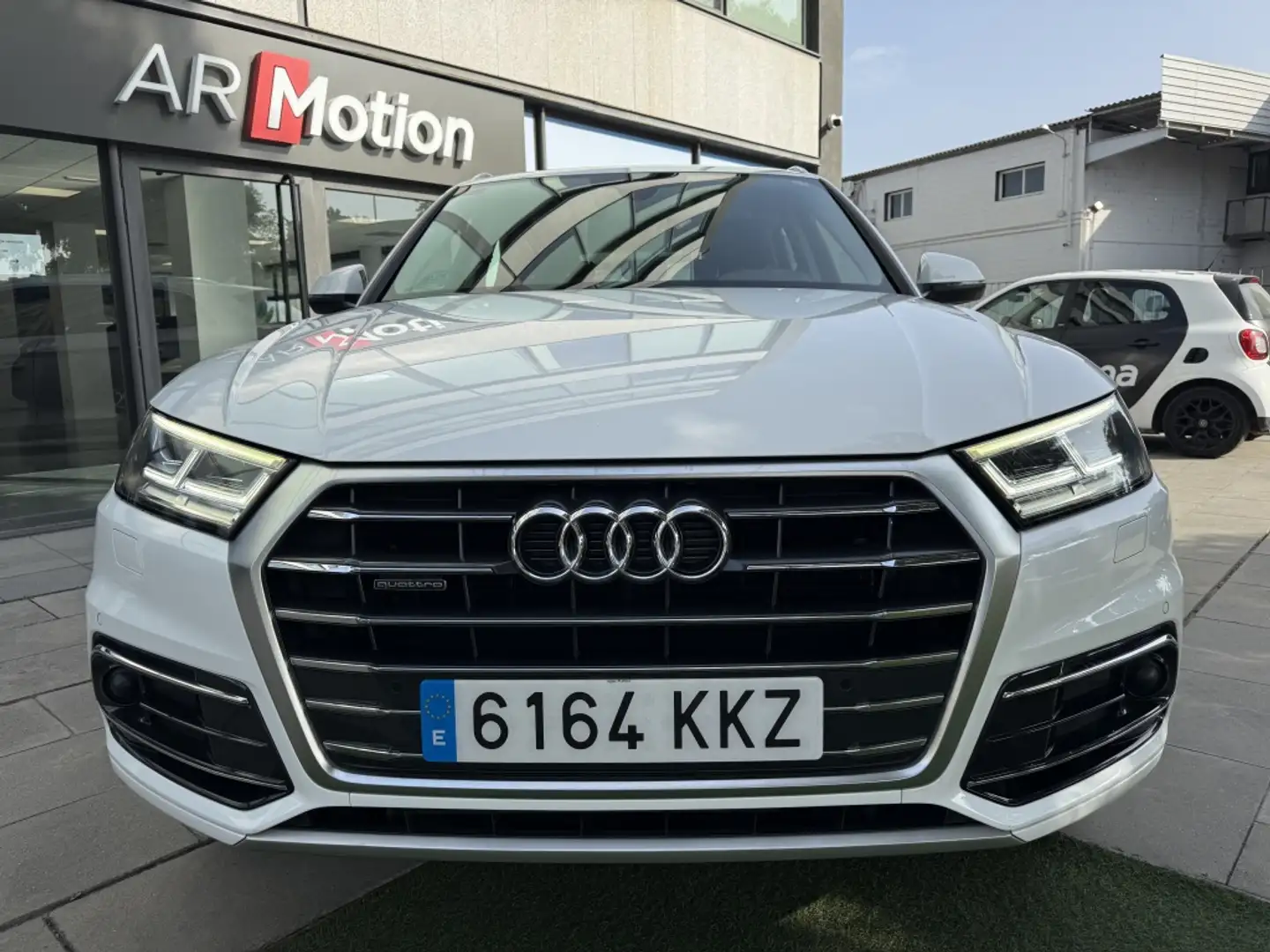 Audi Q5 2.0 TFSI Design quattro-ultra S-T Blanc - 2