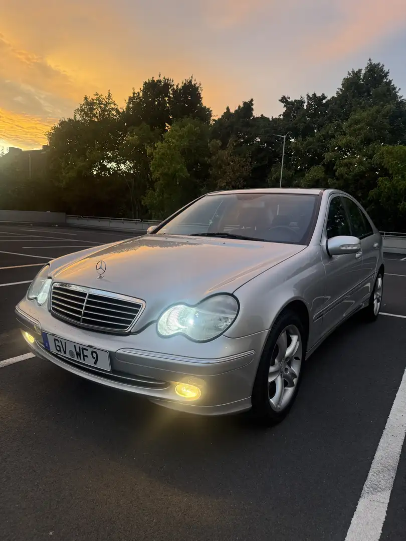 Mercedes-Benz C 240 Avantgarde Silber - 1