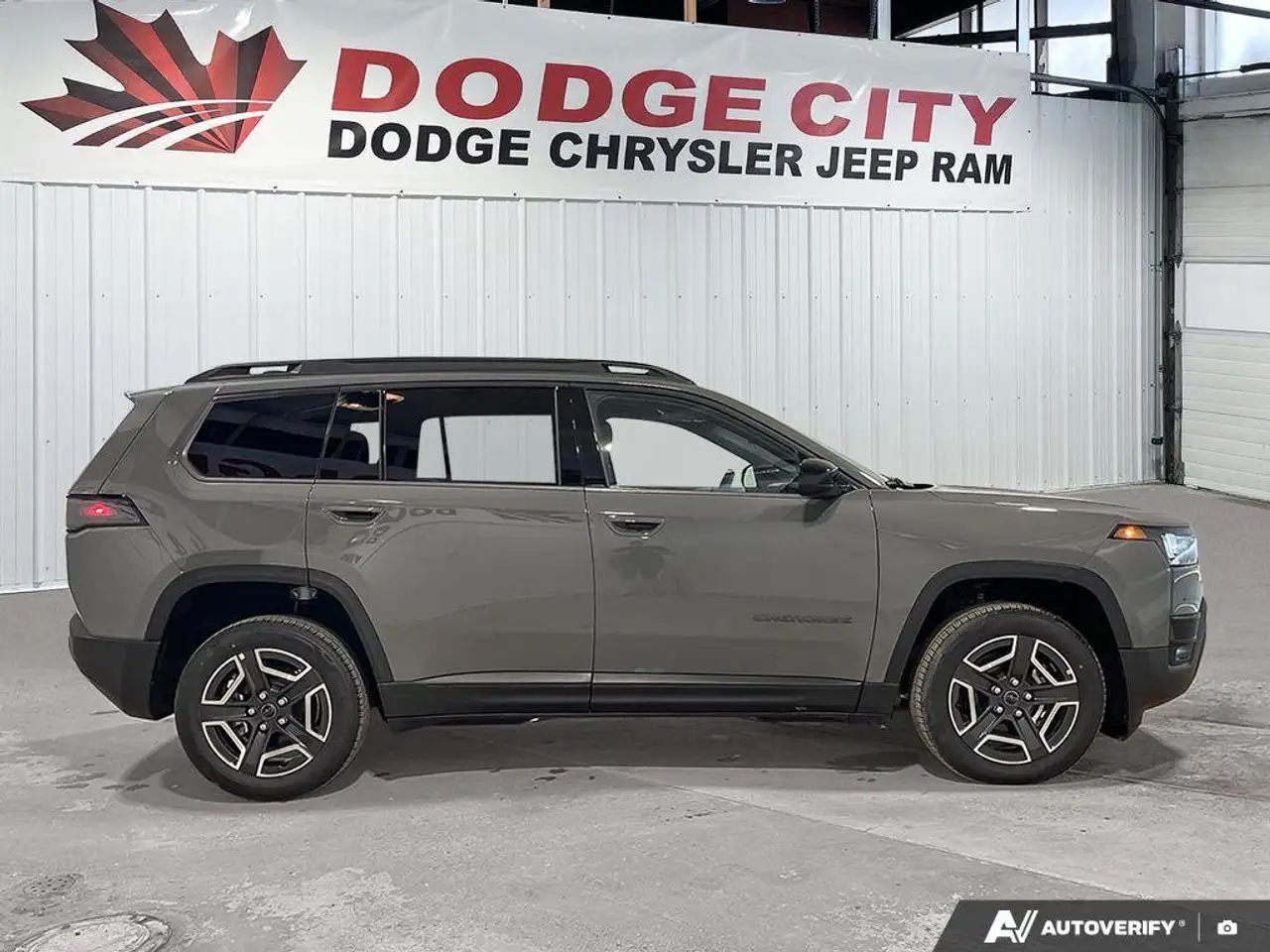 Jeep Cherokee photo Jeep Cherokee