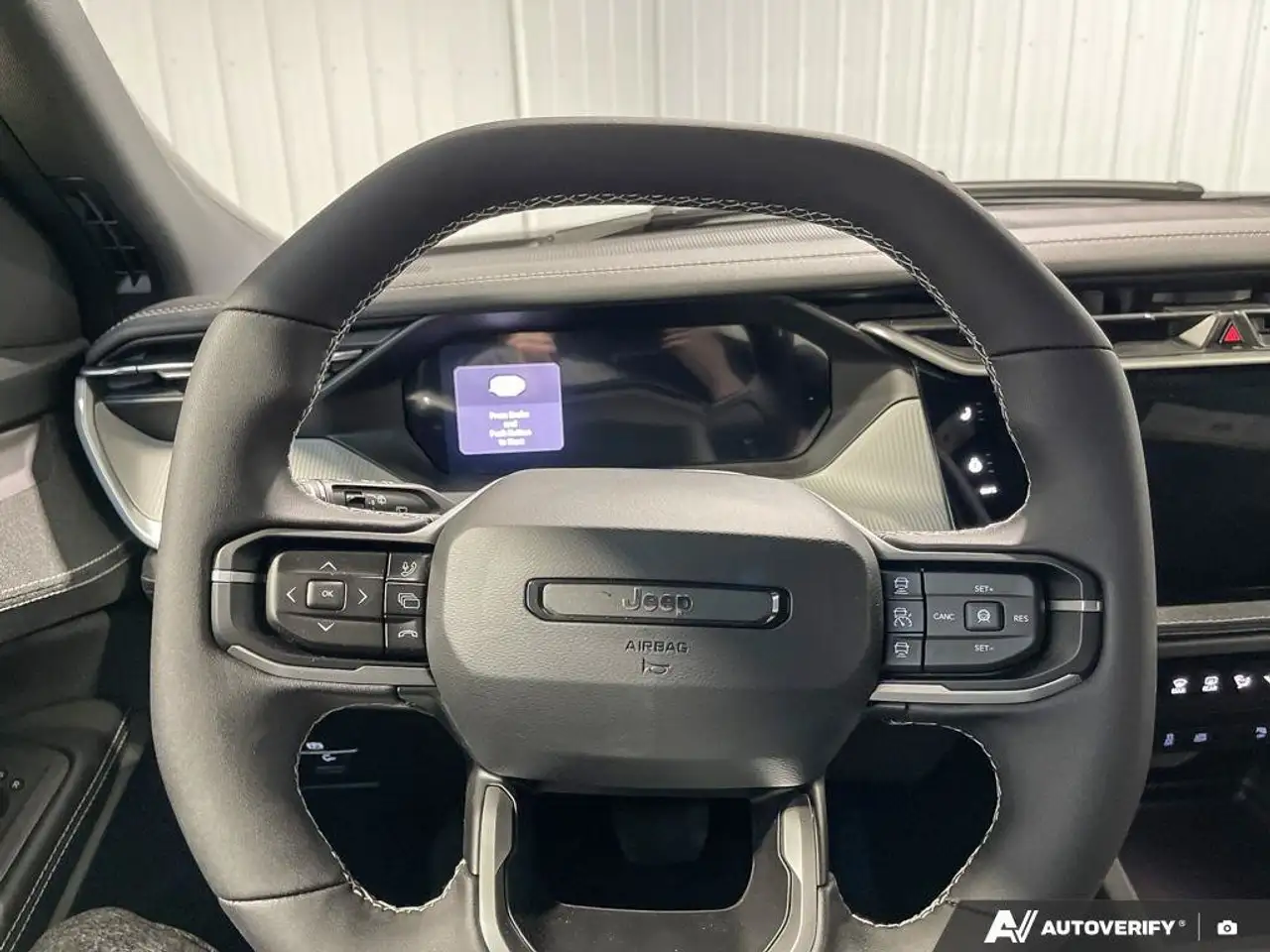 Jeep Cherokee photo Jeep Cherokee