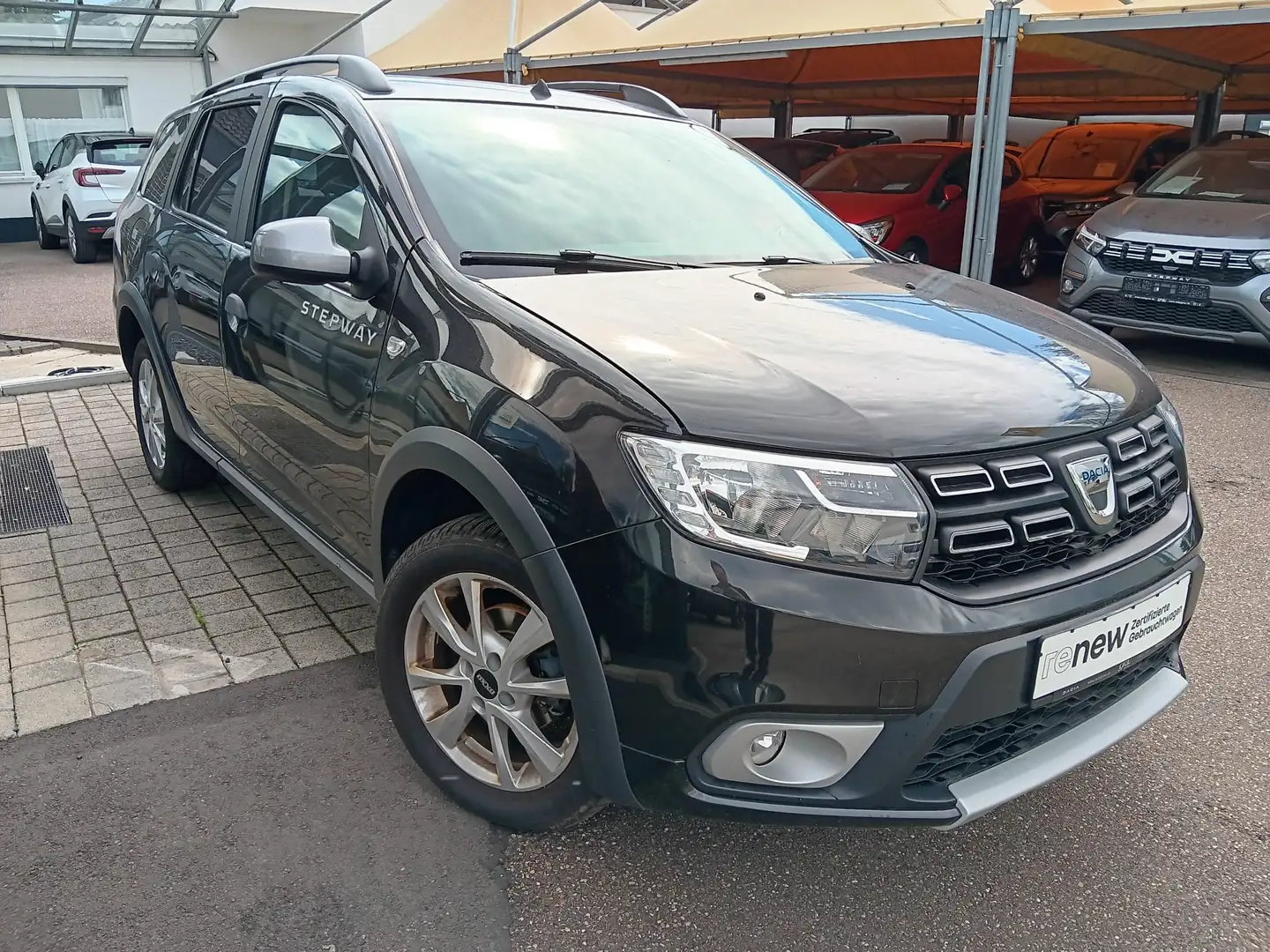 Dacia Logan Stepway Zwart - 2