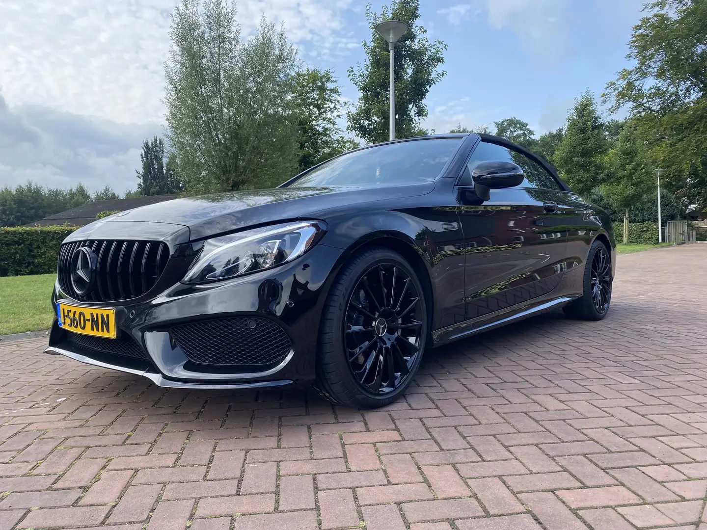 Mercedes-Benz C 200 Edition 1 Zwart - 2