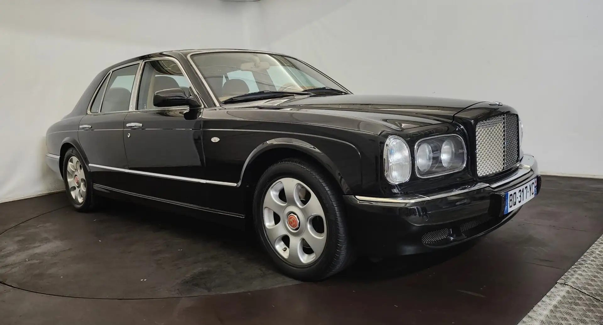 Bentley Arnage Negro - 1