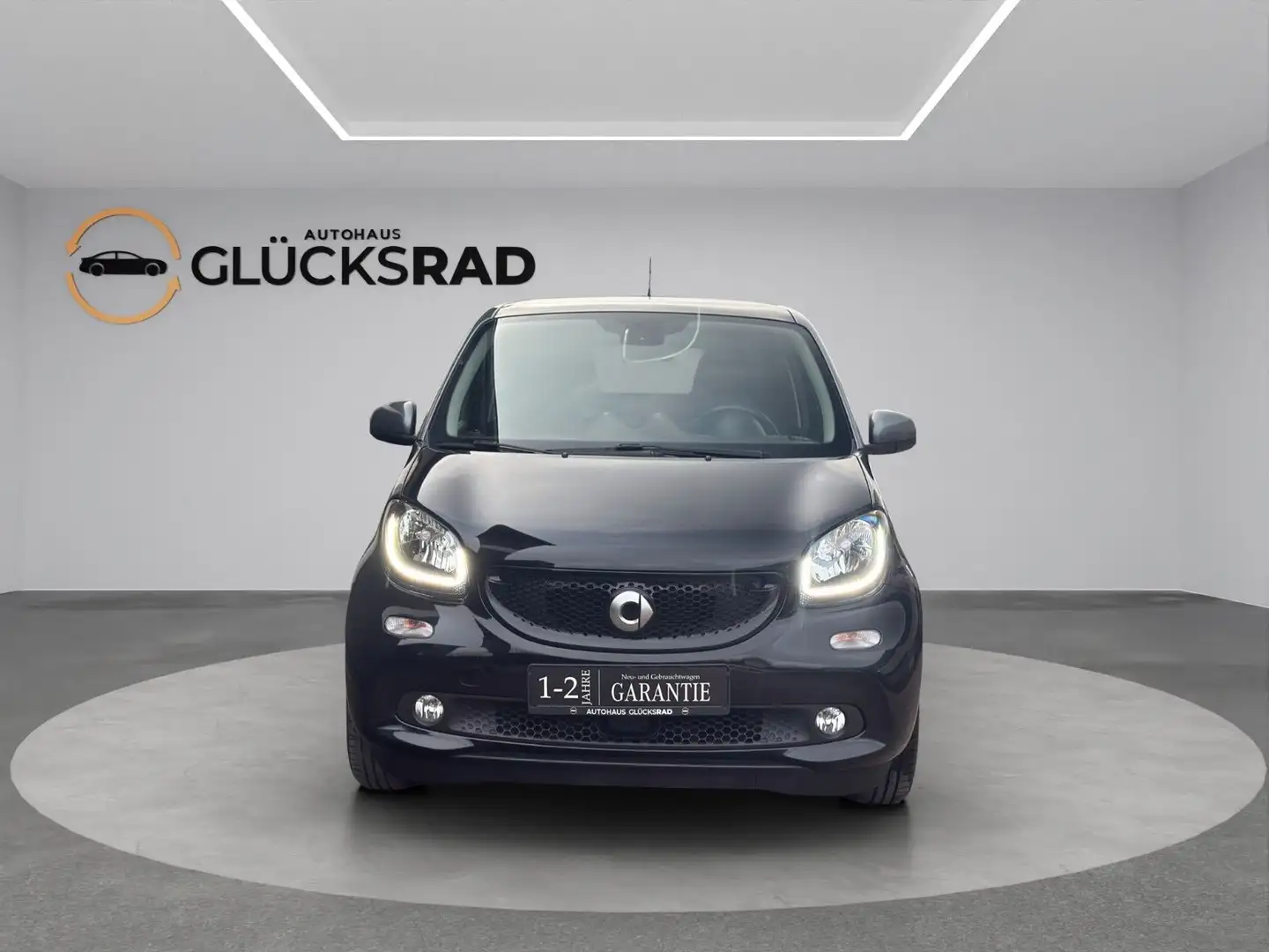 smart forFour Perfect Automatik R-Kamera Pano SHZ Navi Schwarz - 2