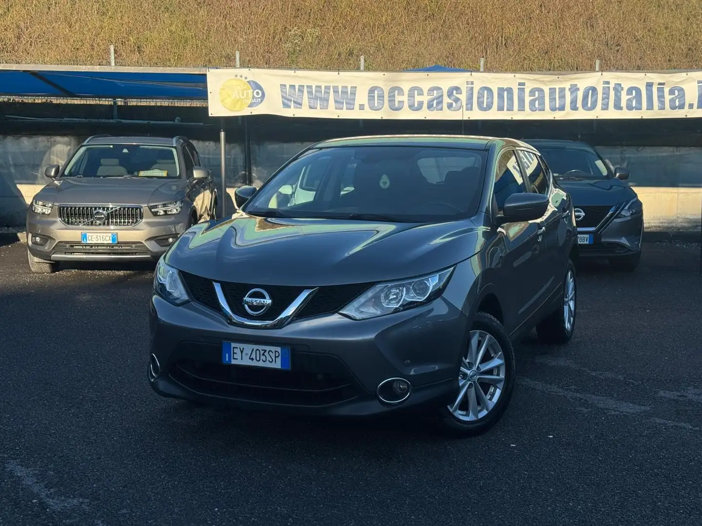 Nissan Qashqai 1.5 dci Acenta 110cv Grijs - 1
