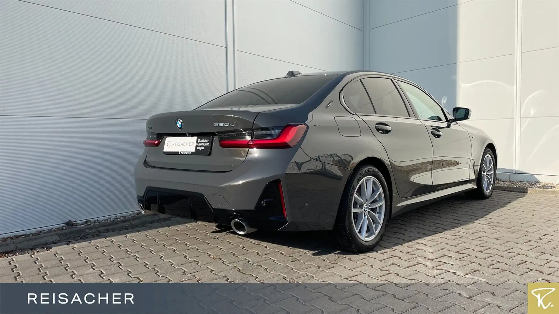 BMW 320 d xDrive Lim LCPro.ACC,HuD,360° Grau - 2
