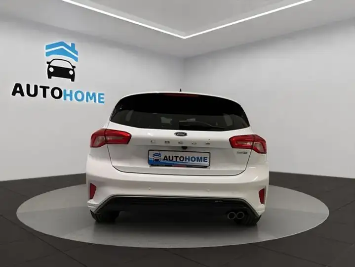 Ford Focus 1.0 Ecoboost ST-Line 2021, foto 6