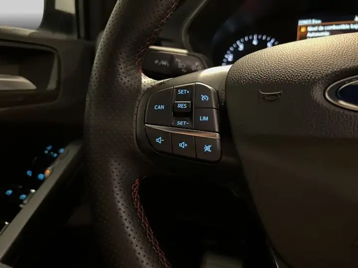 Ford Focus 1.0 Ecoboost ST-Line 2021, foto 18