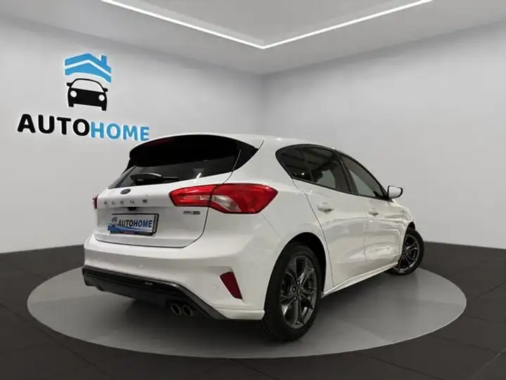 Ford Focus 1.0 Ecoboost ST-Line 2021, foto 7