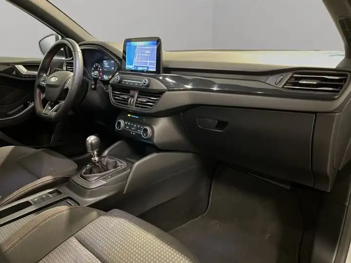 Ford Focus 1.0 Ecoboost ST-Line 2021, foto 10