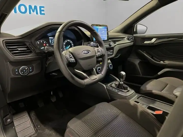 Ford Focus 1.0 Ecoboost ST-Line 2021, foto 9