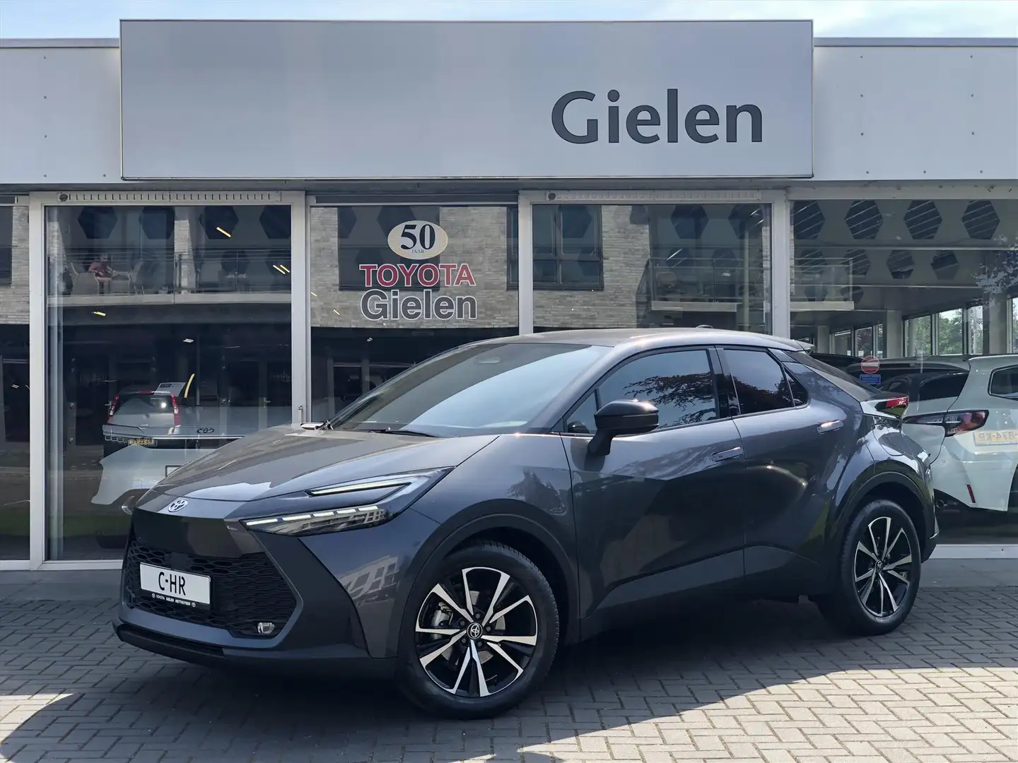 Toyota C-HR 1.8 Hybrid 140pk First Edition | Nieuw model, Smar Grey - 1