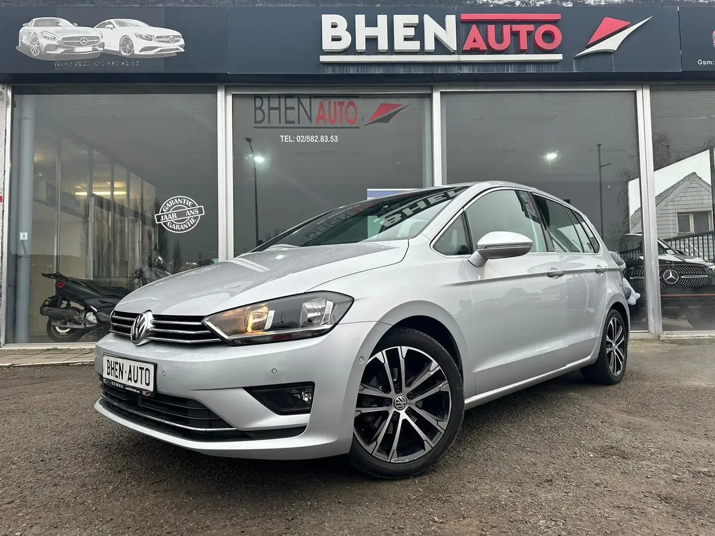 Volkswagen Golf Sportsvan 1.2 TSI Trendline / CUIR / NAVI / GARANTIE Grijs - 1