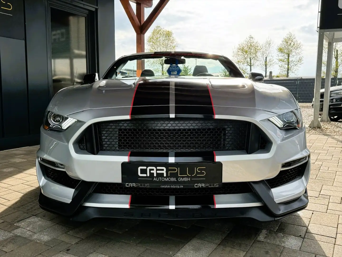 Ford Mustang Shelby GT 500 5.0 V8 Premium Performance Argintiu - 2