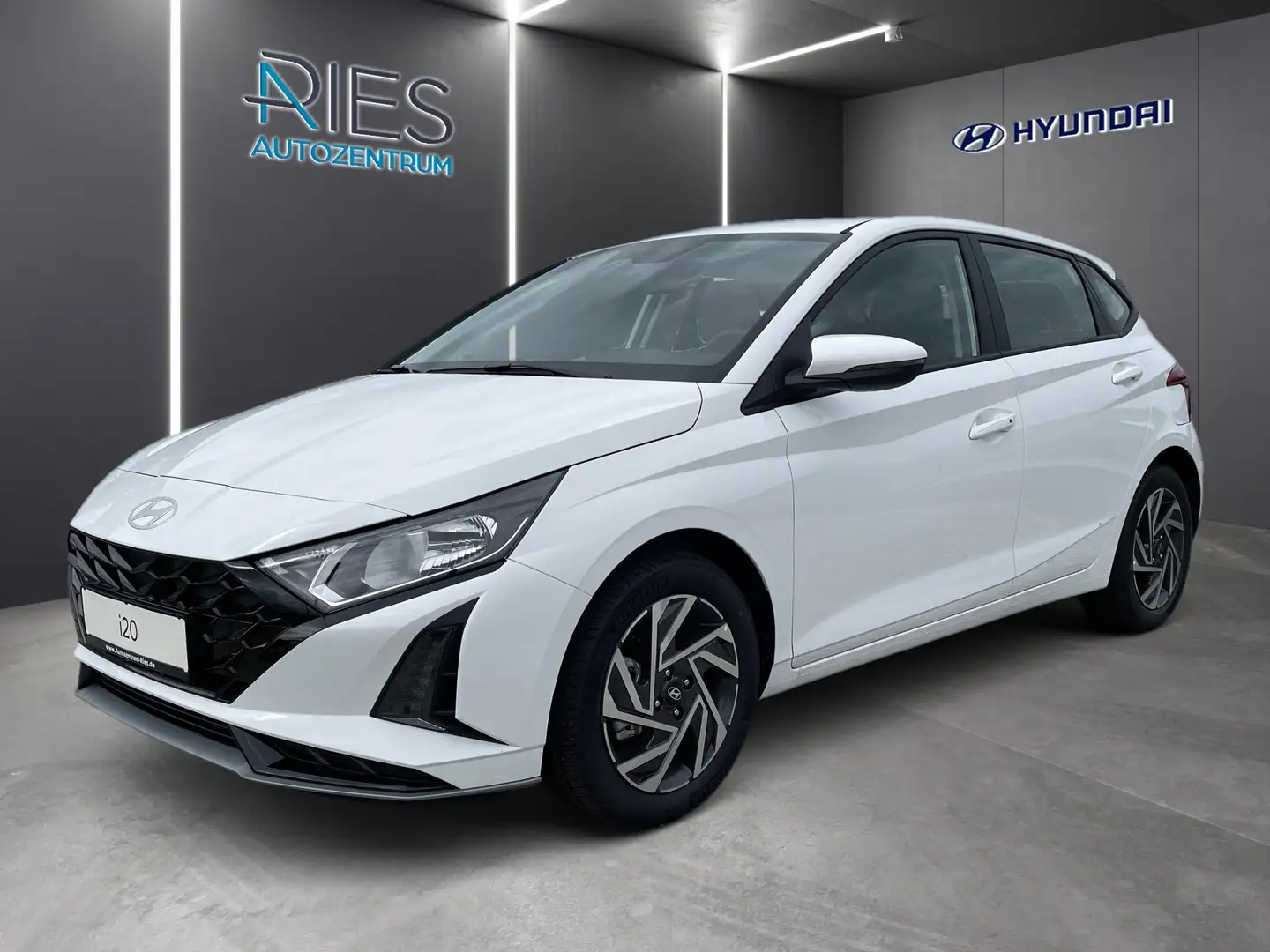 Hyundai i20 1.0 T-GDI KlimaA*Navi*SHZ*SoundSys*4xSHZ*LM Blanco - 1