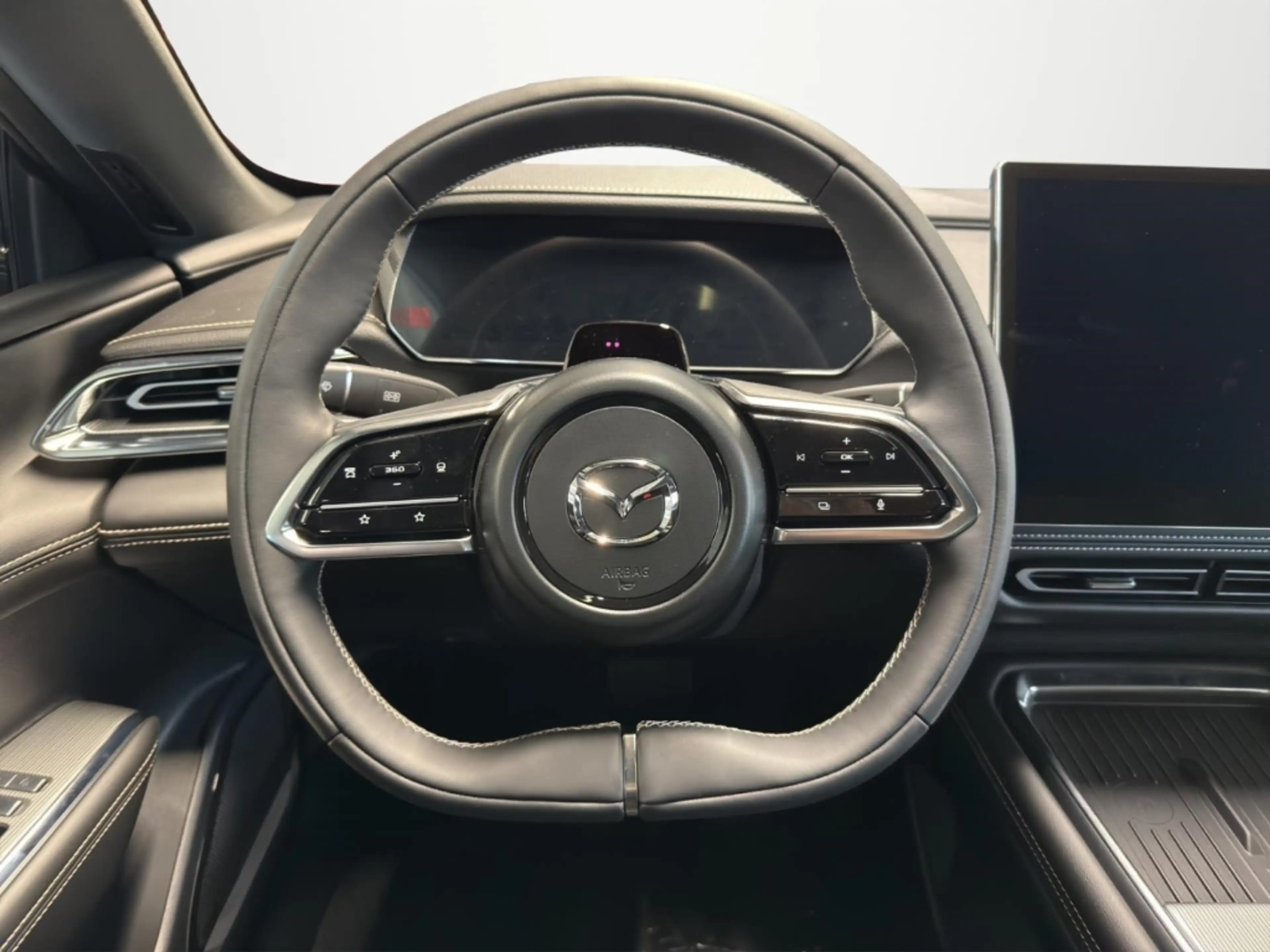 Mazda 6 EV 258ps Takumi — photo 9