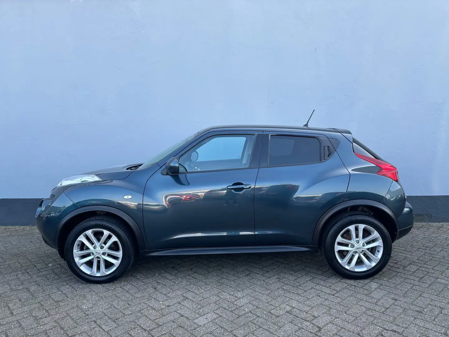Nissan Juke 1.6 Acenta - Cruise Control Blau - 2