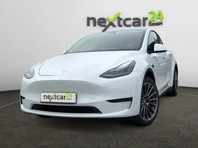 Tesla Model Y Long Range Dual AWD