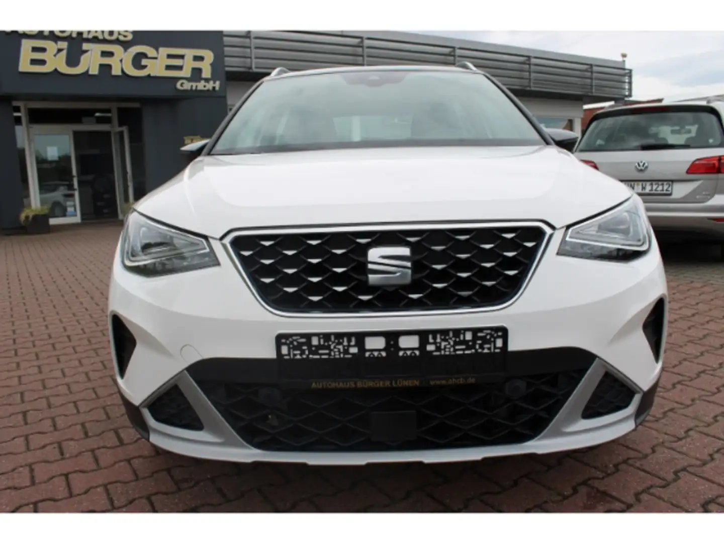 SEAT Arona Xperience 1.0 TSI Navi LED Kamera SitzHZG Digitale Blanc - 2