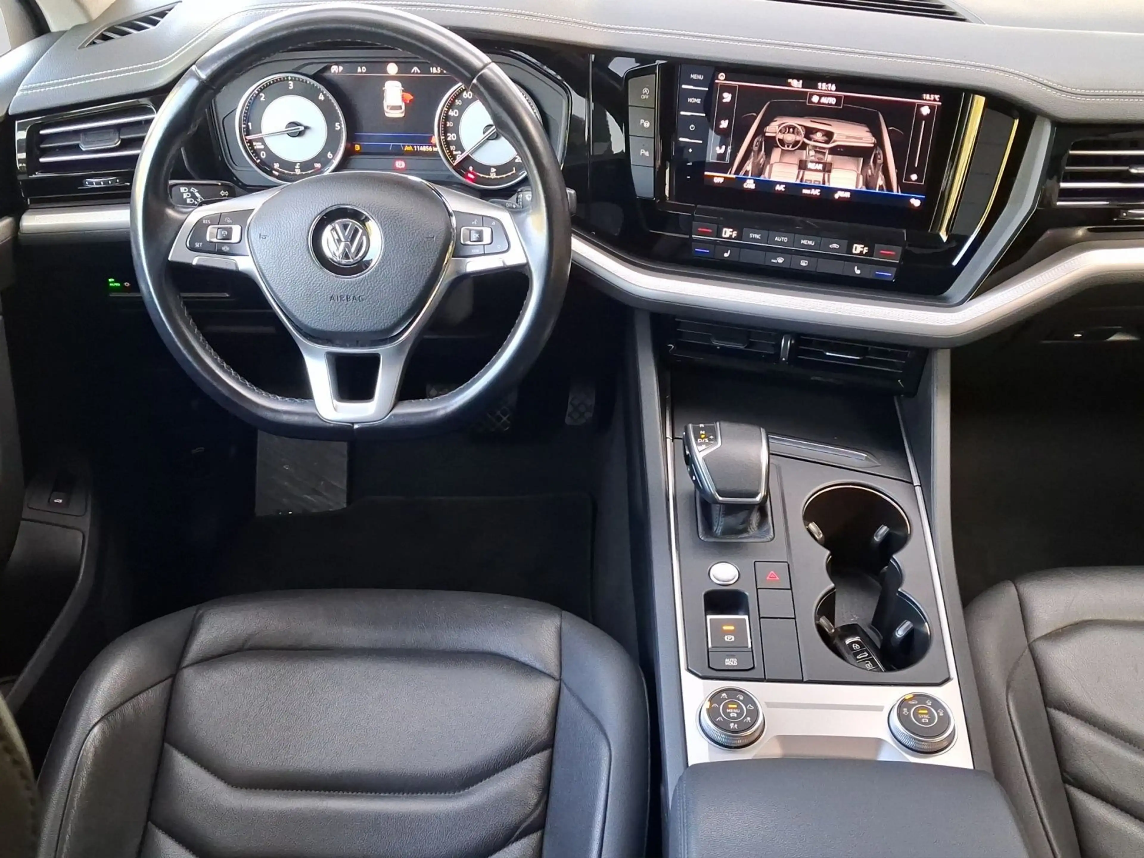 Volkswagen Touareg 3.0 TDI 4M AHK LM18 KAMERA LUFT LEDER — photo 4