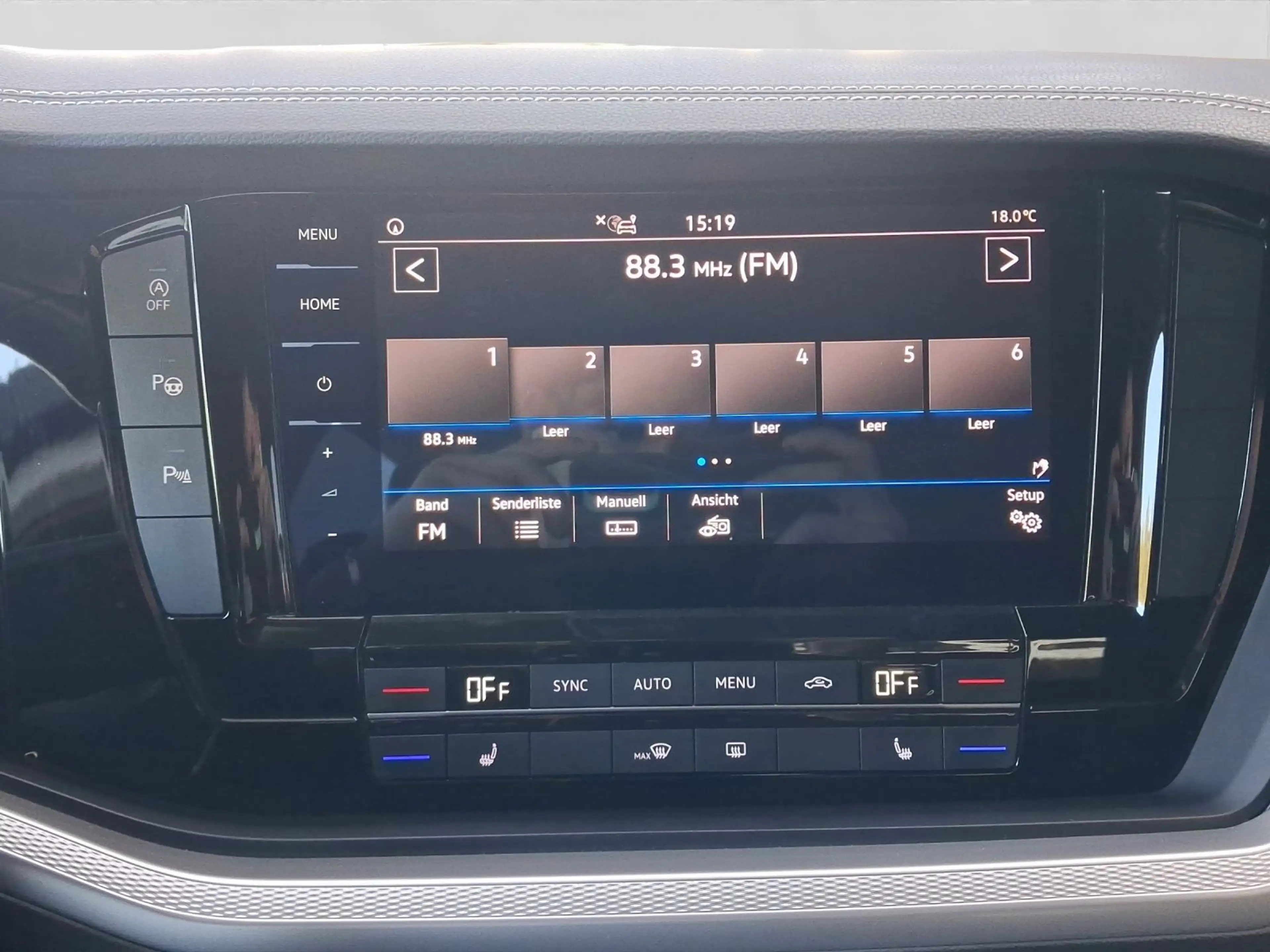 Volkswagen Touareg 3.0 TDI 4M AHK LM18 KAMERA LUFT LEDER — photo 9