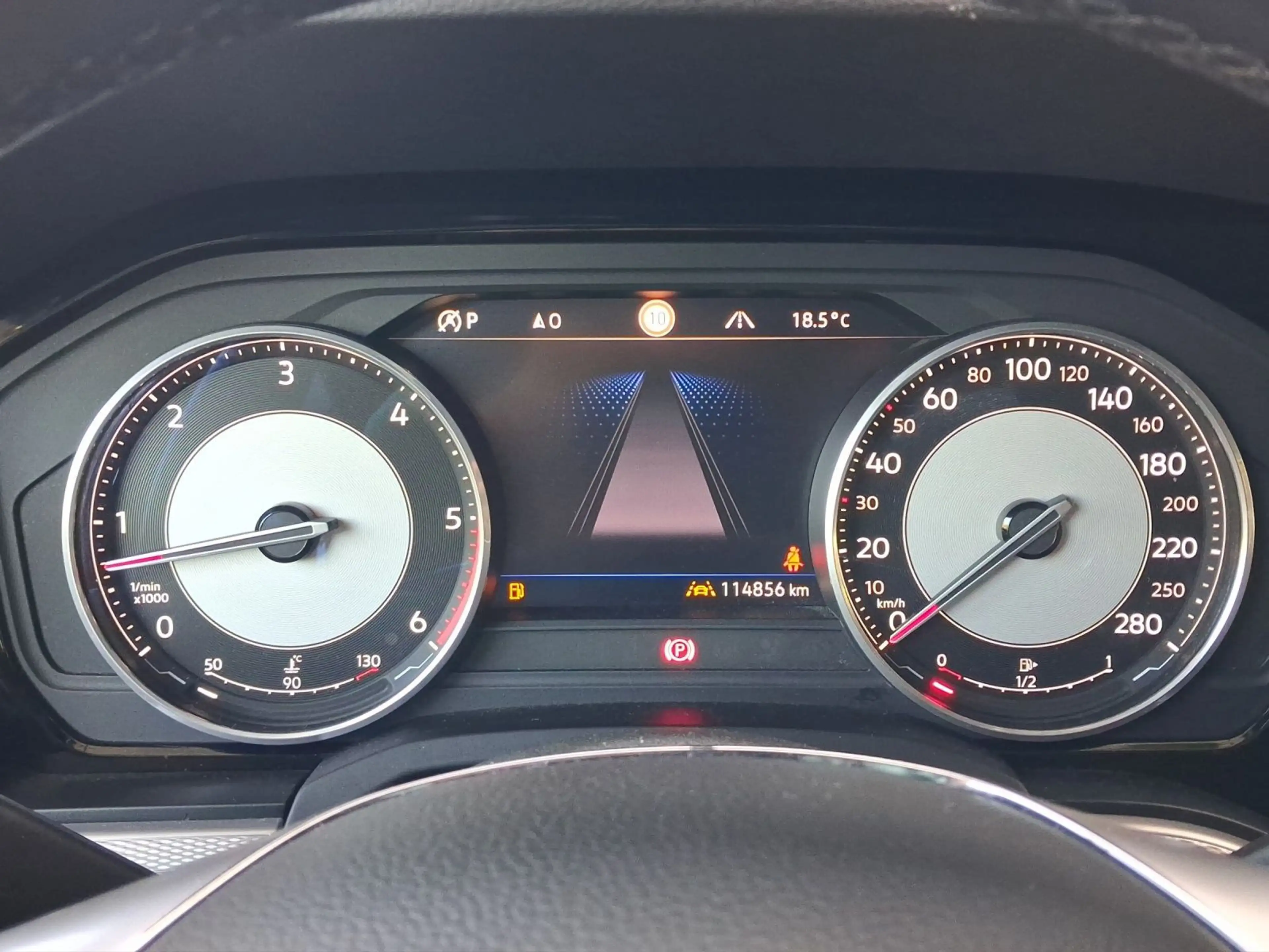 Volkswagen Touareg 3.0 TDI 4M AHK LM18 KAMERA LUFT LEDER — photo 10