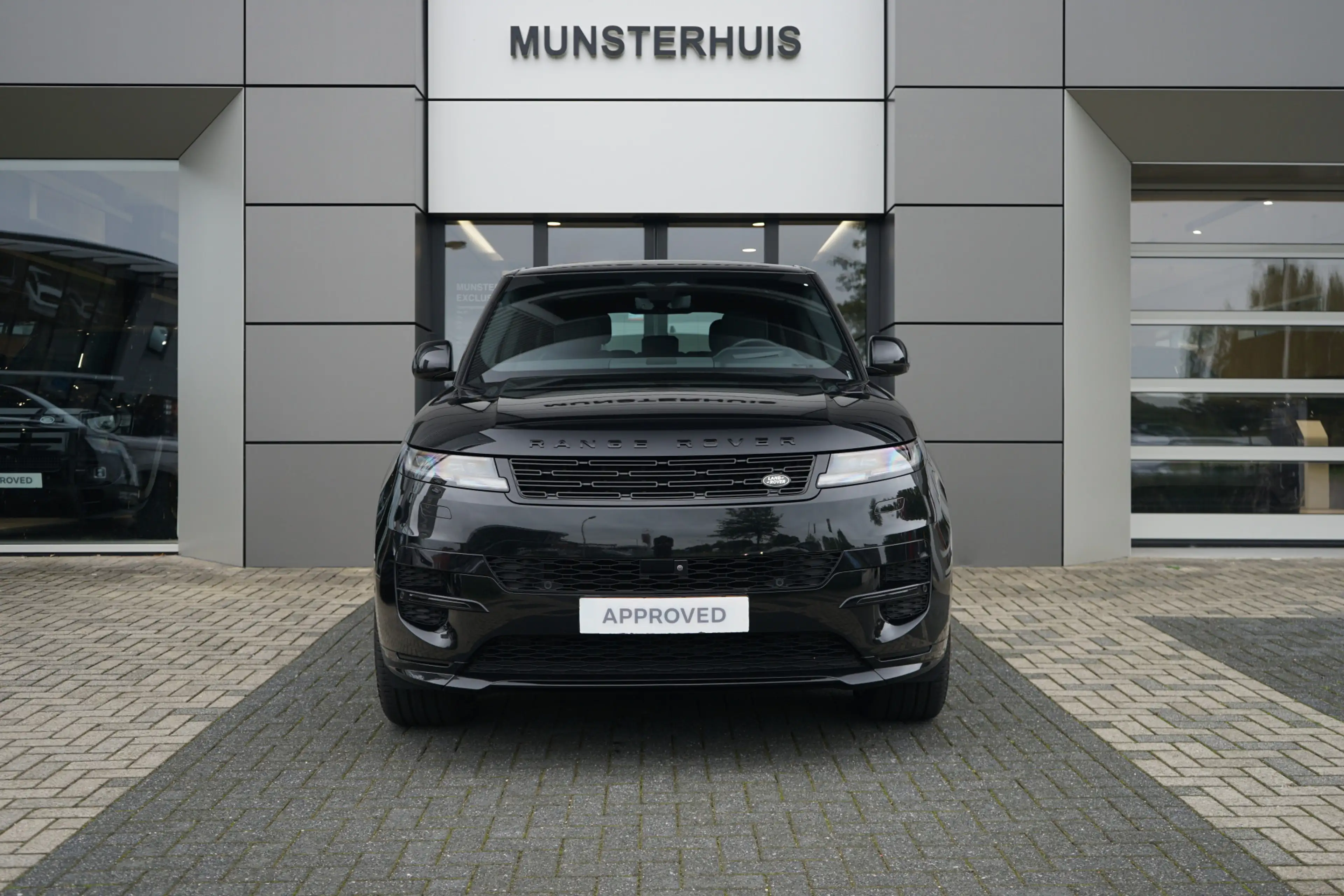Land Rover Range Rover Sport 3.0 P440e Dynamic HSE | Head-up display | Elektris — photo 8