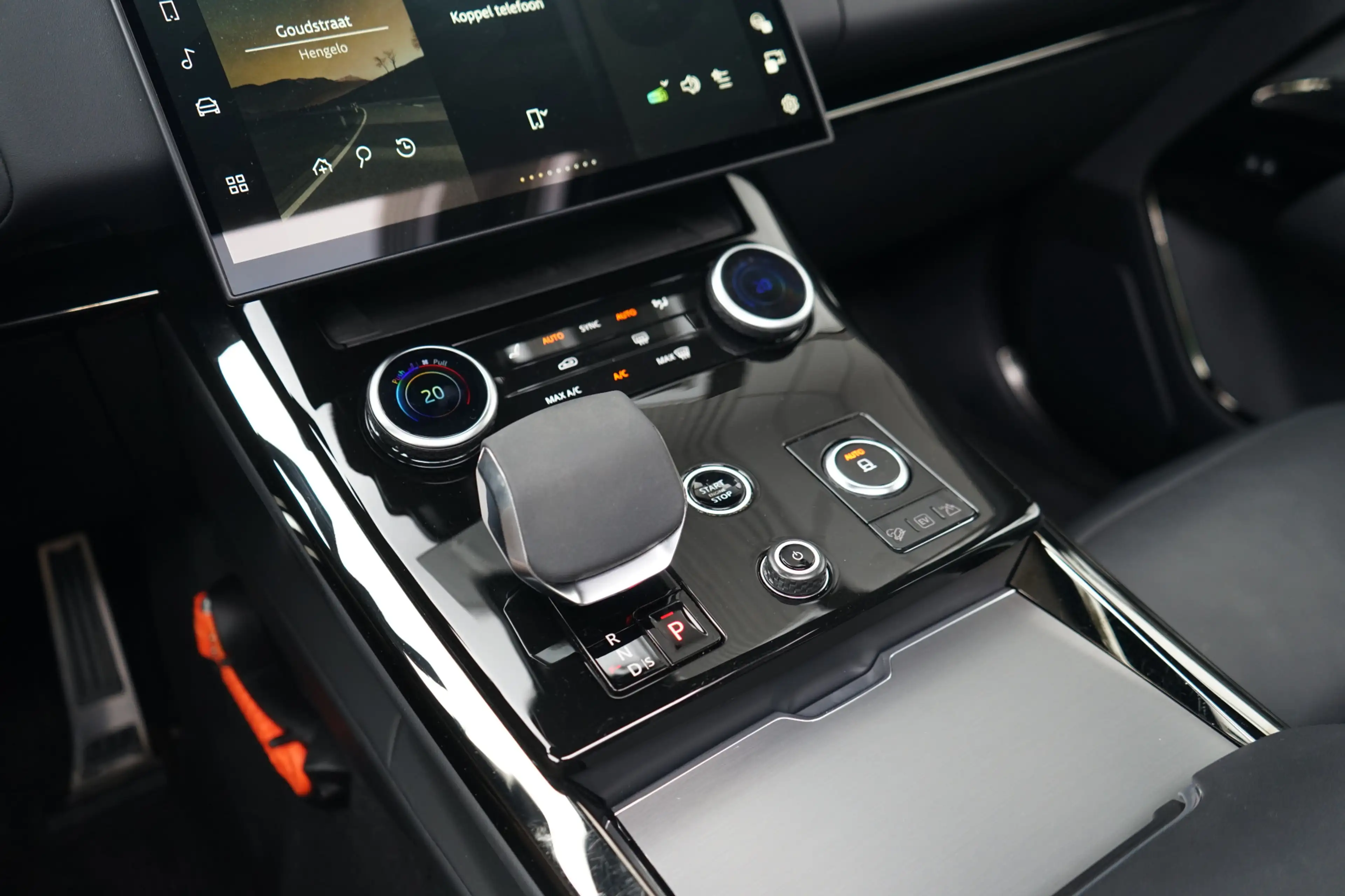 Land Rover Range Rover Sport 3.0 P440e Dynamic HSE | Head-up display | Elektris — photo 25