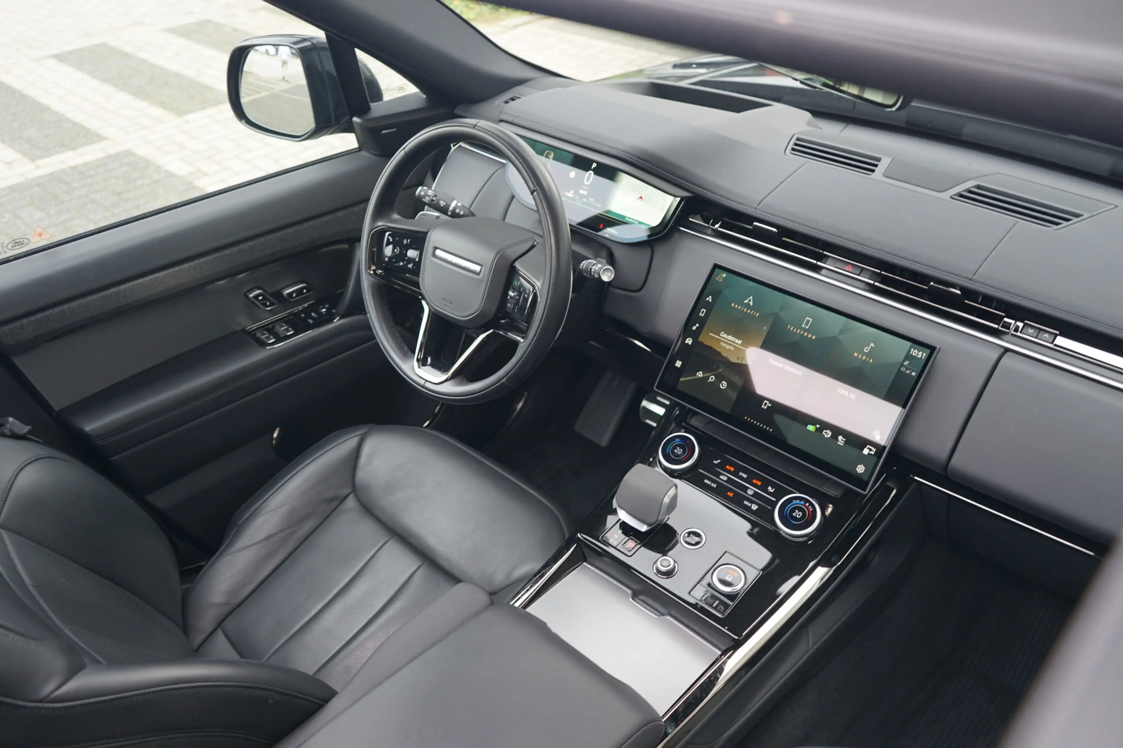 Land Rover Range Rover Sport 3.0 P440e Dynamic HSE | Head-up display | Elektris — photo 3