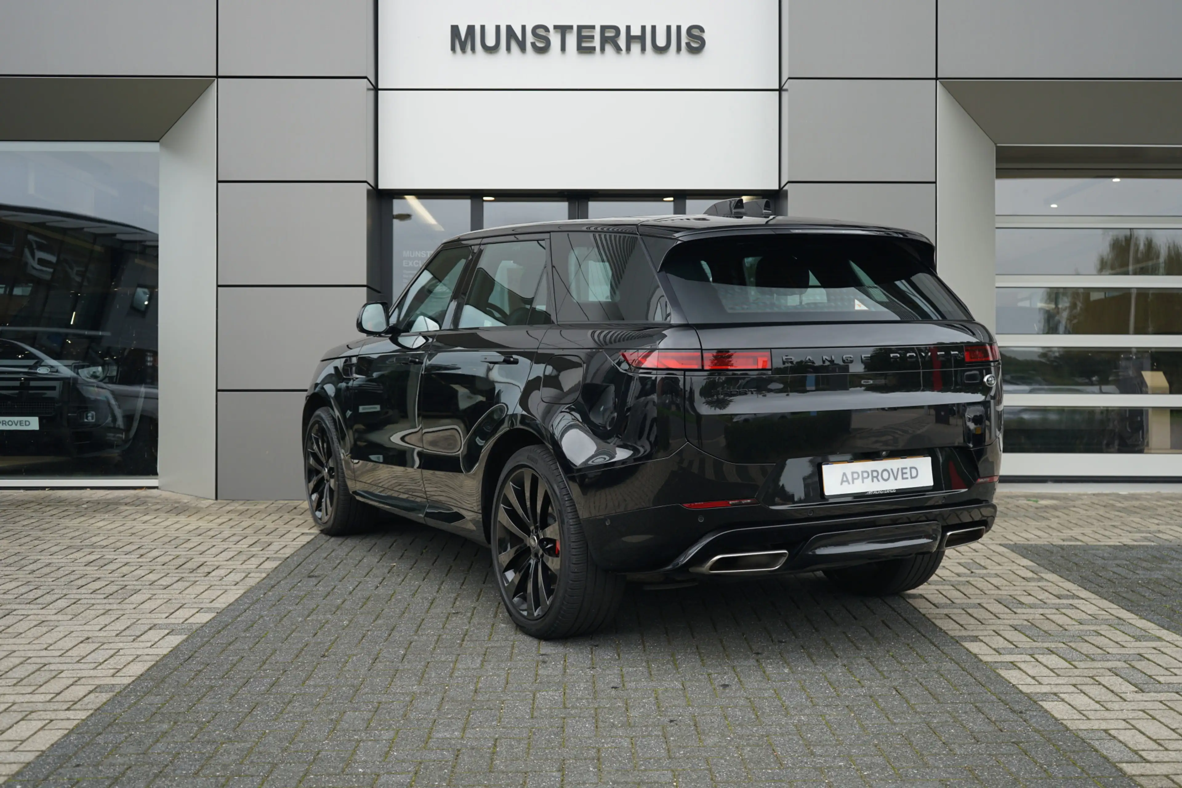 Land Rover Range Rover Sport 3.0 P440e Dynamic HSE | Head-up display | Elektris — photo 11