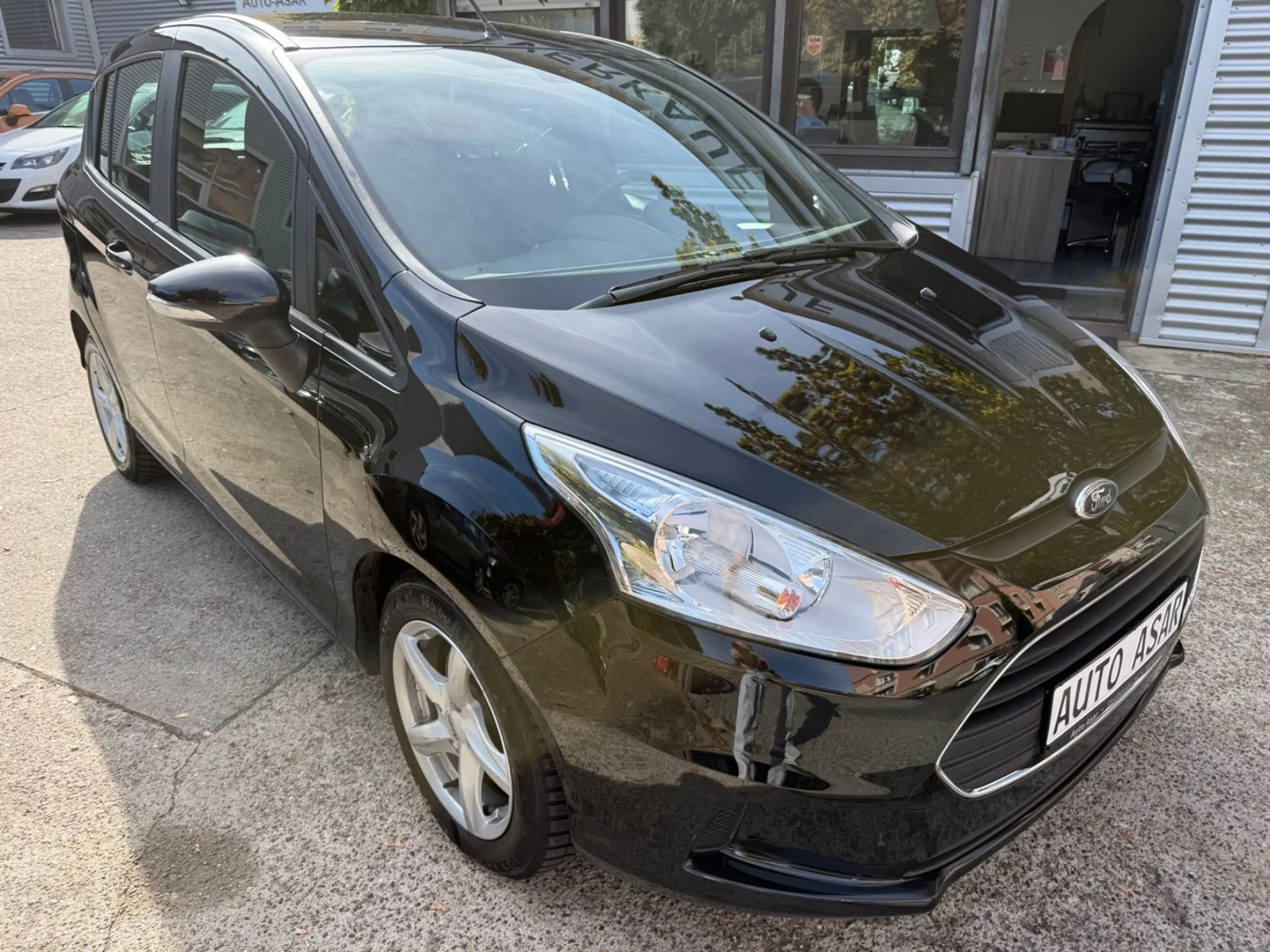 Ford B-Max B-MAX Sync Edition/2x Schiebetür/8-fach — photo 3