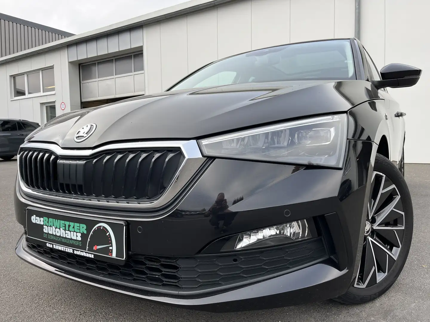 Skoda Scala 1.5 TSI DSG Drive 122€ m. 20% Anzahlung Panorama Noir - 1