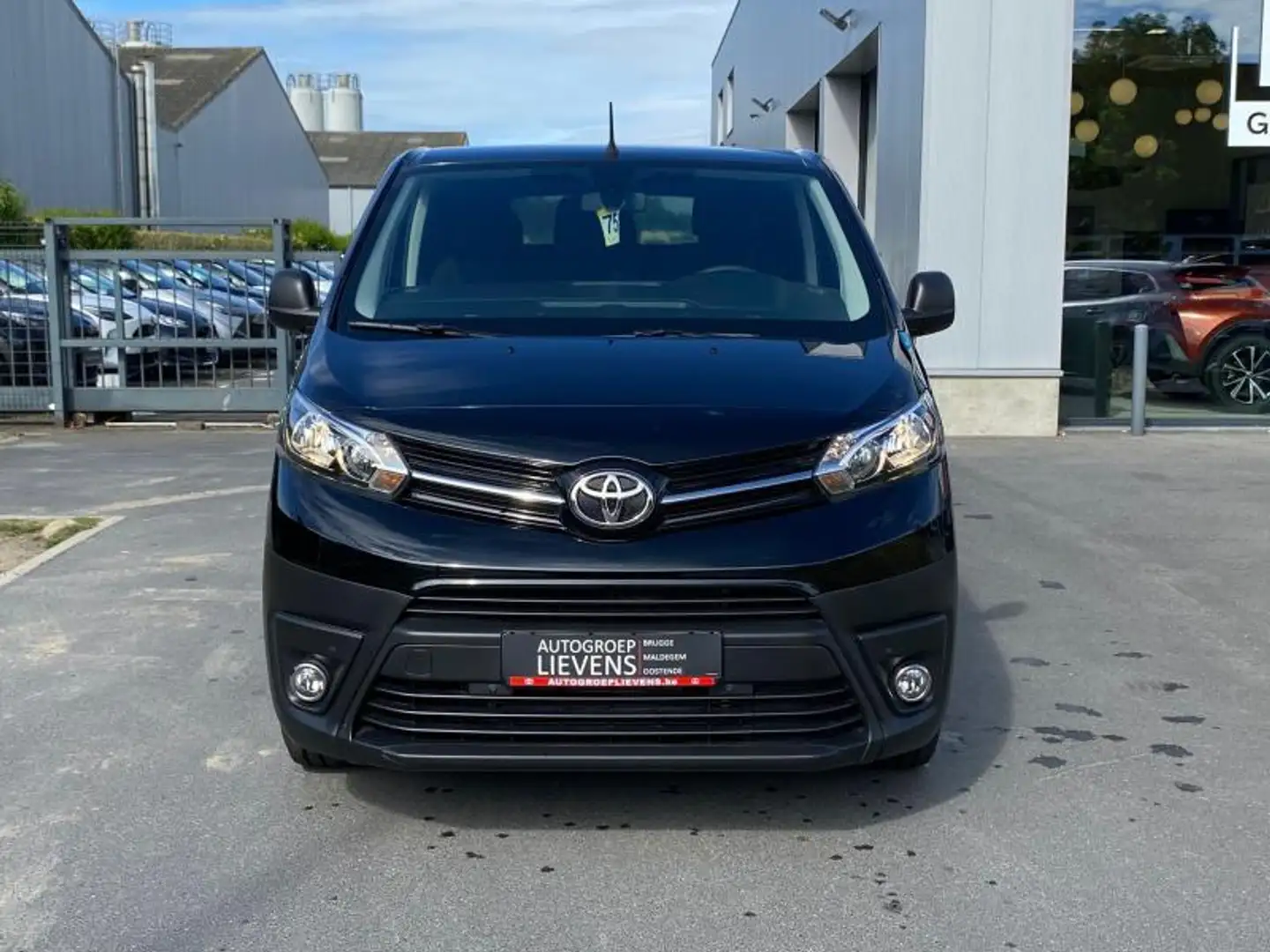 Toyota Proace Comfort Double Cab 2.0D MT Zwart - 2