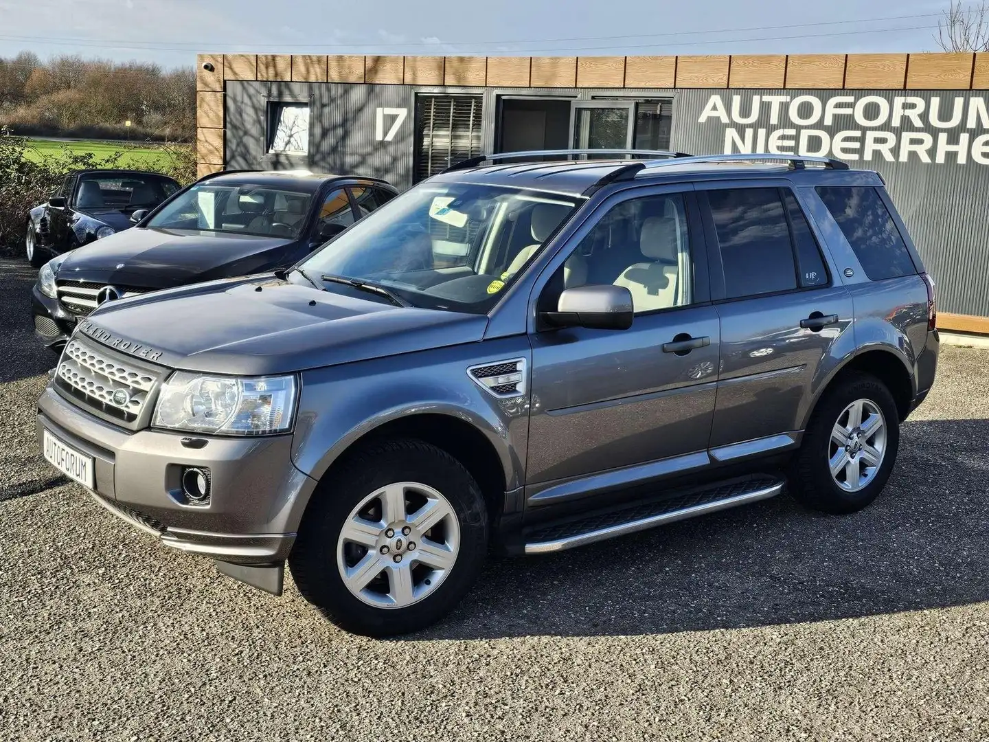 Land Rover Freelander S 2.2 SD4 AUTOMATIK* TEMPOMAT* SOUNDS Gris - 2