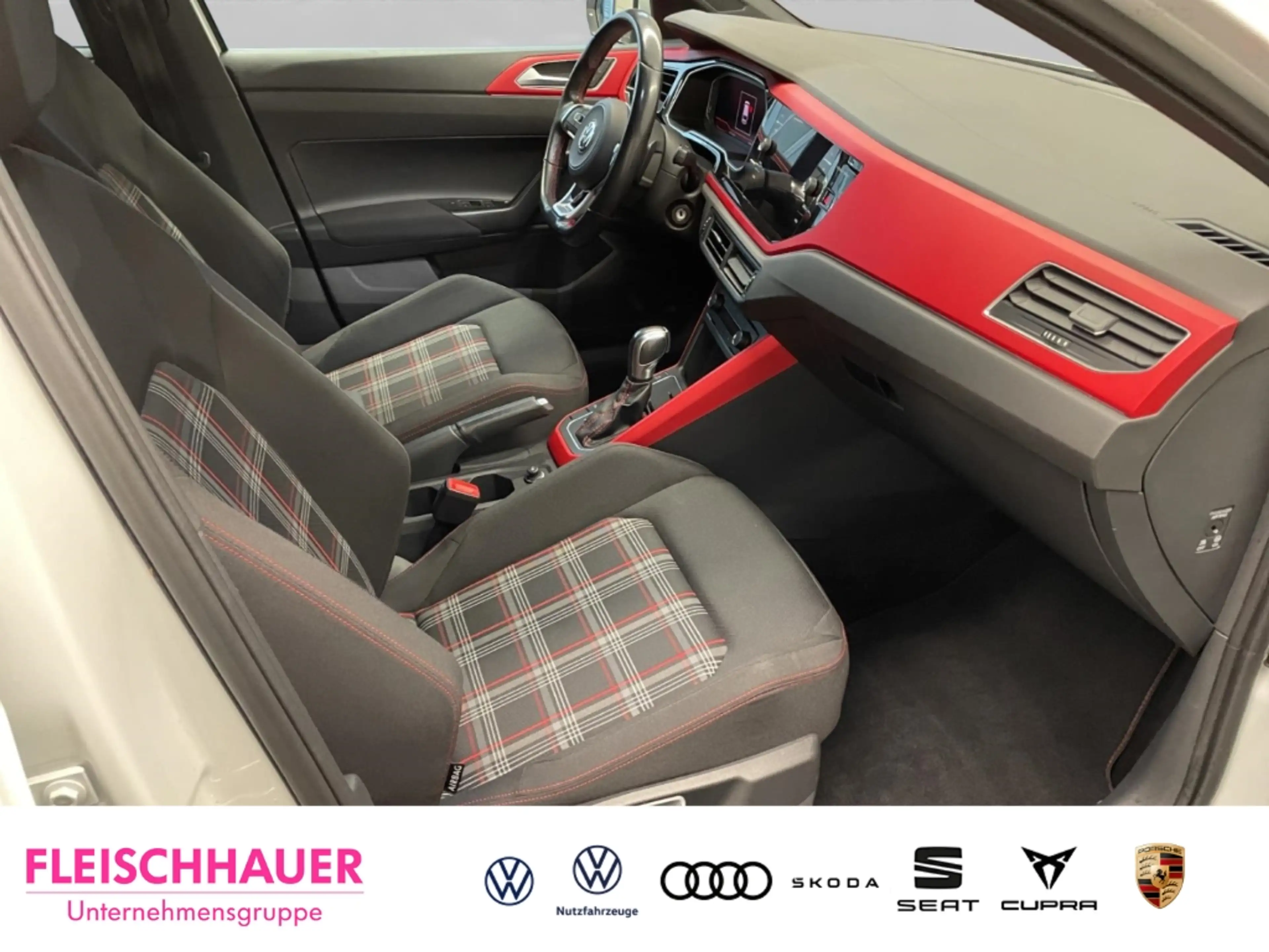 Volkswagen Polo GTI VI 2,0 l TSI Tel.-Vorb. LED SHZ Temp PDCv+h ACC Na — photo 9