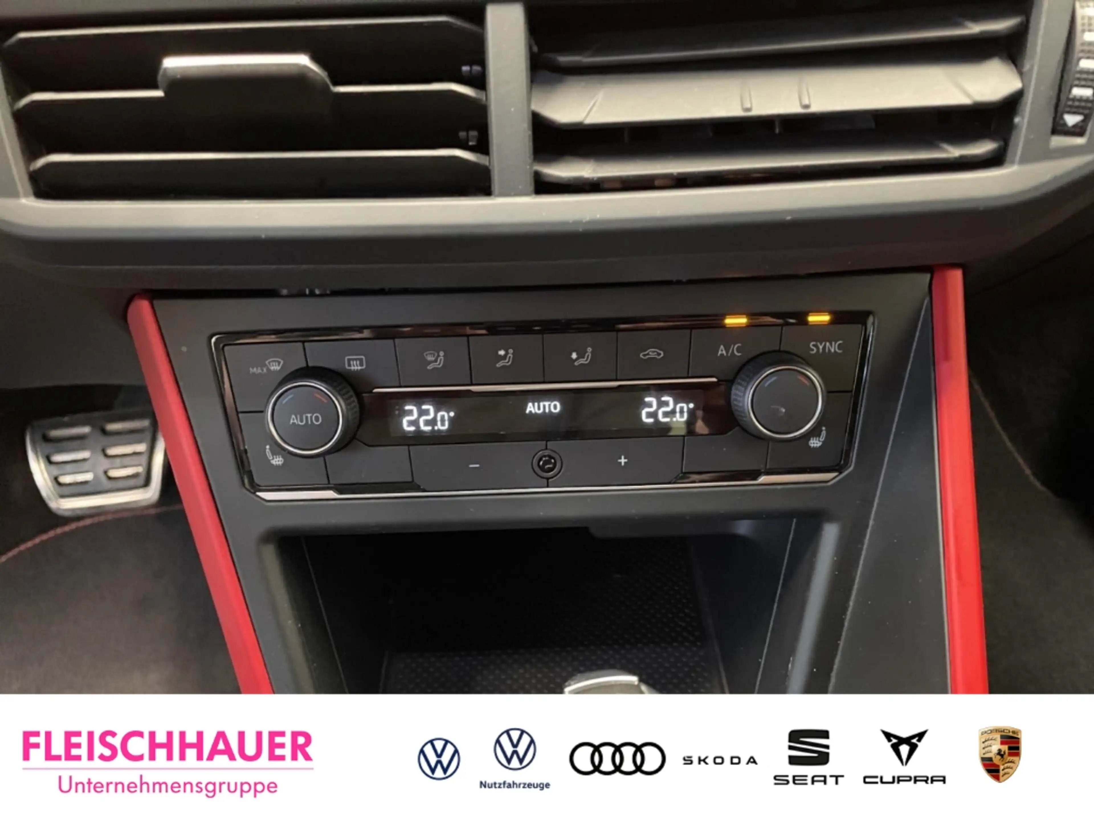 Volkswagen Polo GTI VI 2,0 l TSI Tel.-Vorb. LED SHZ Temp PDCv+h ACC Na — photo 14