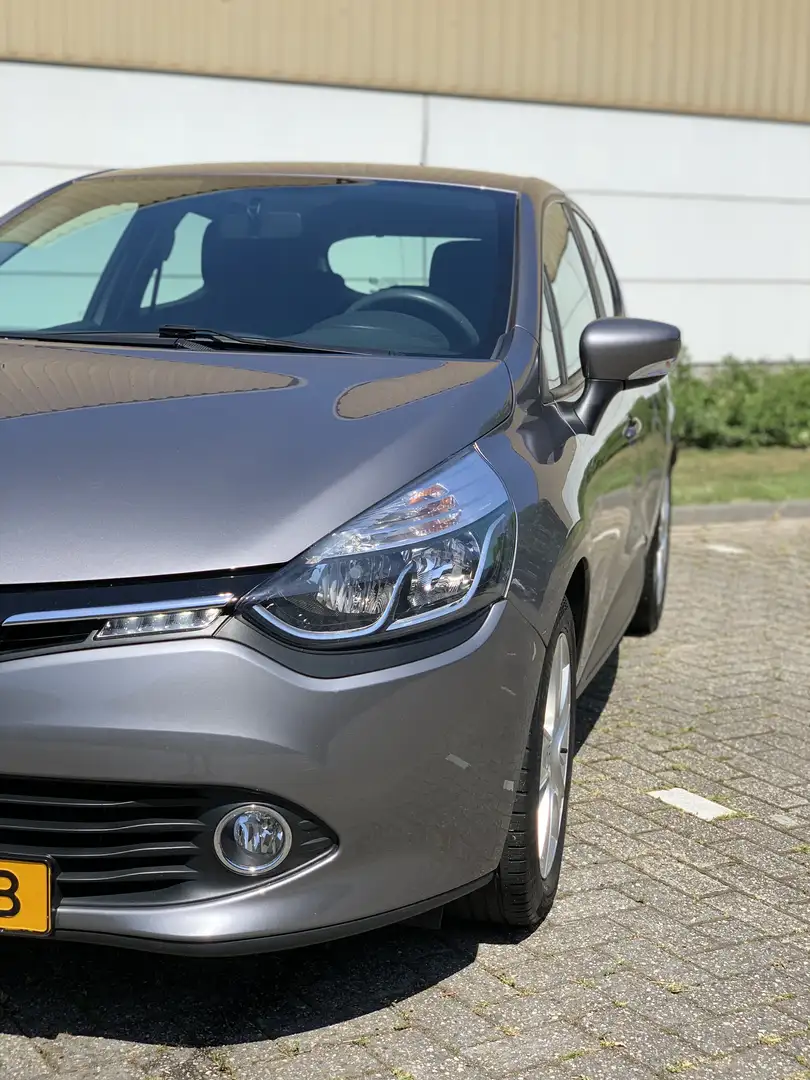 Renault Clio 0.9 TCe Dynamique Grijs - 1