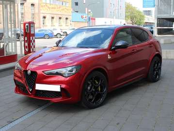 Quadrifoglio Anniversario 100 - Akrapovic, Pano