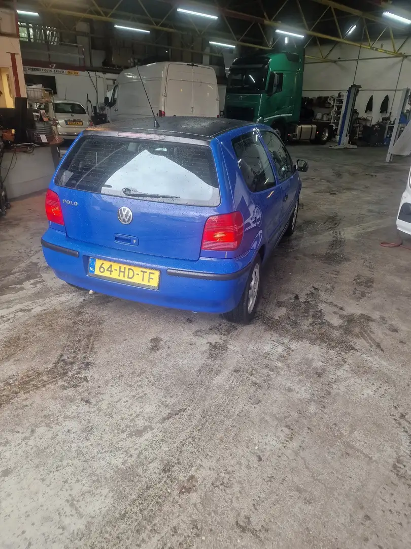 Volkswagen Polo 1.4 Trendline Bleu - 2