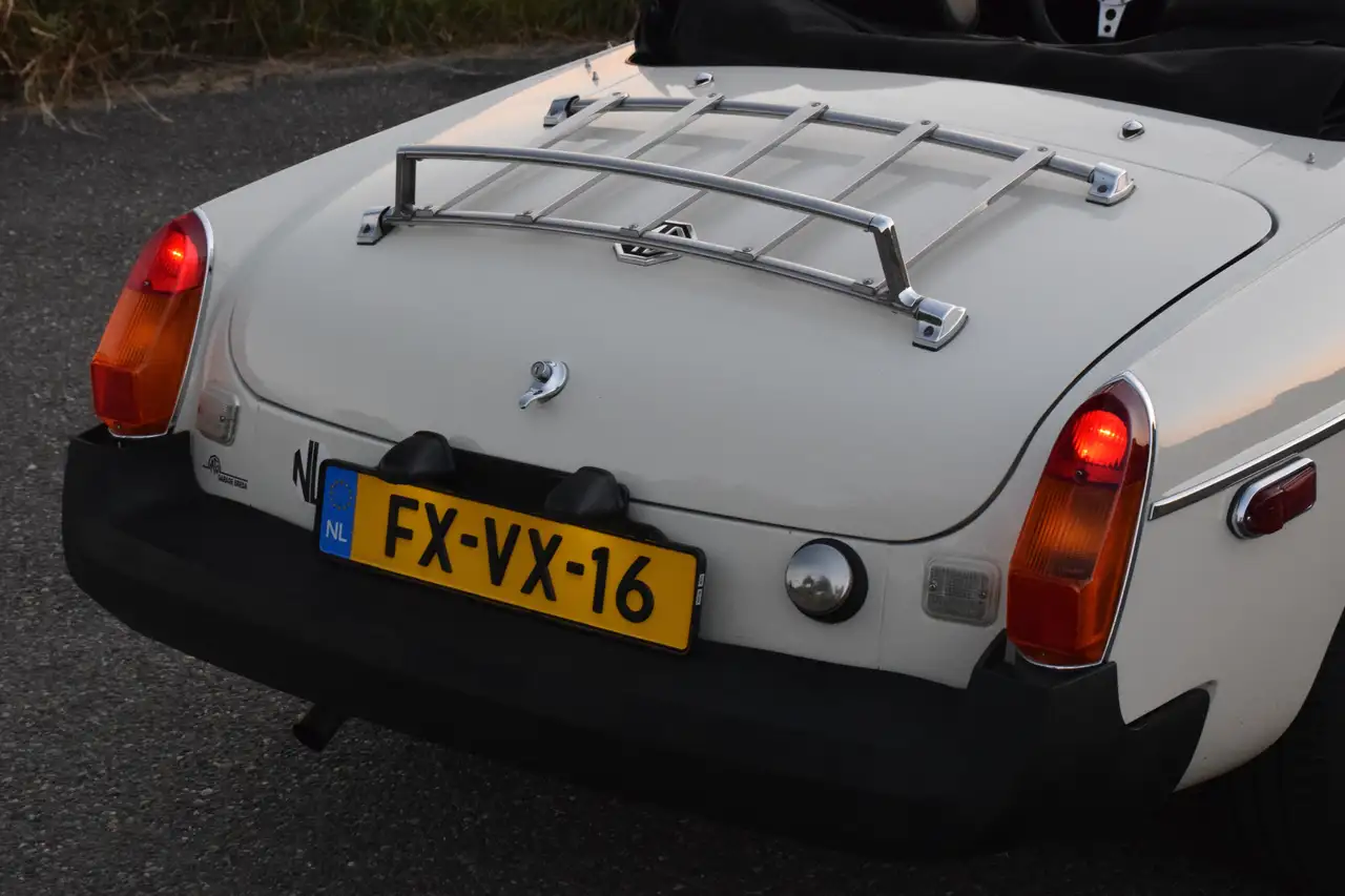 MG MGB Roestvrij | Nwe APK, banden & tank, foto 6